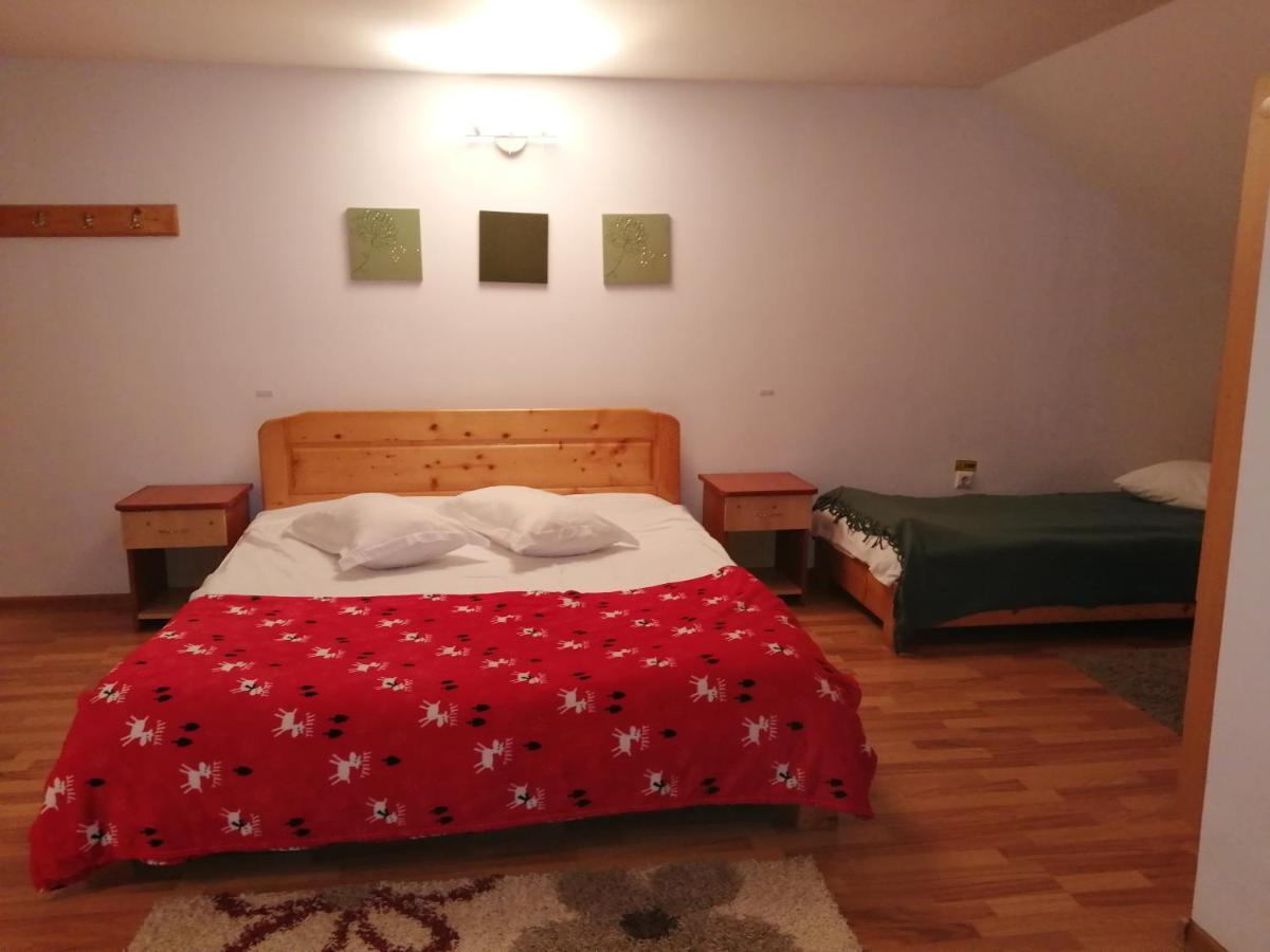 Casa Zura Hotel Busteni Luaran gambar