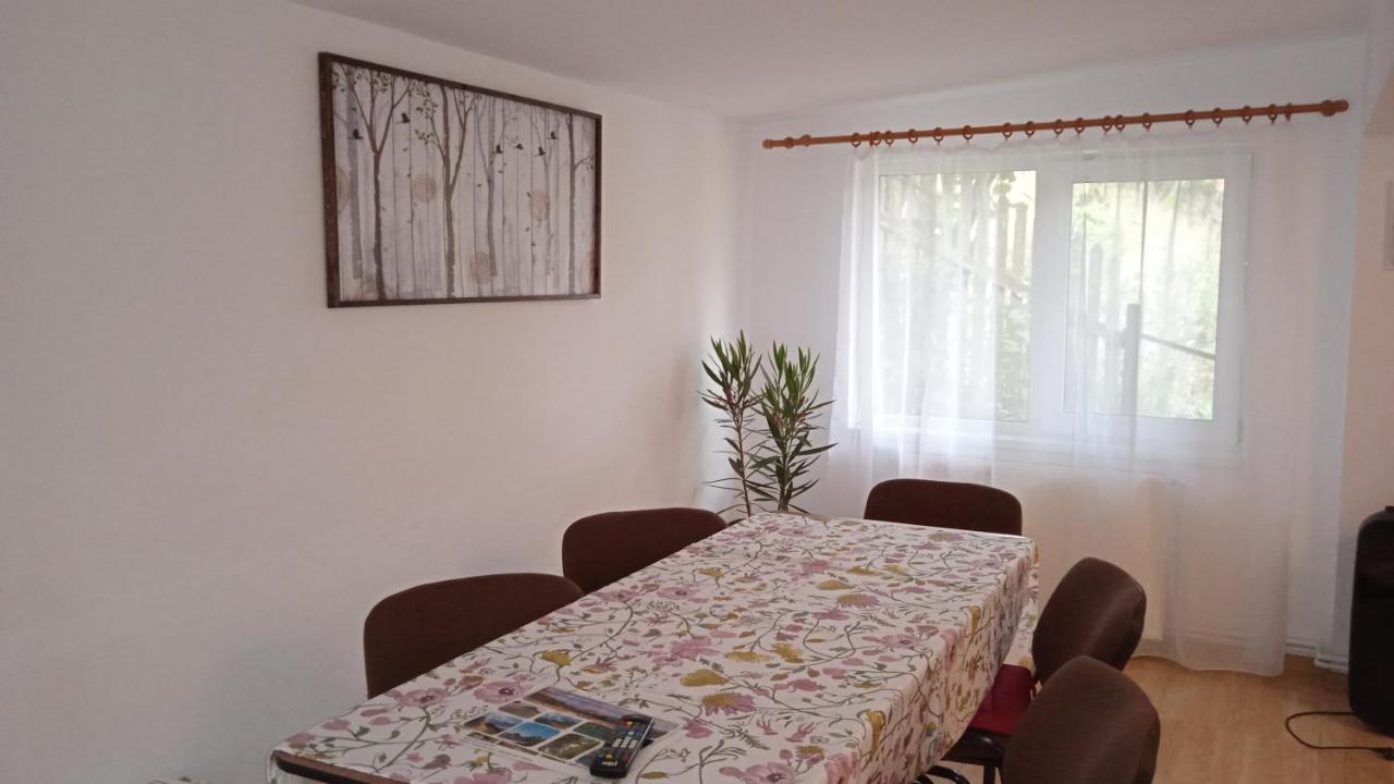 Casa Zura Hotel Busteni Luaran gambar
