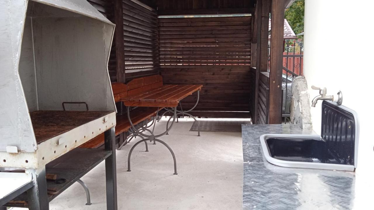 Casa Zura Hotel Busteni Luaran gambar