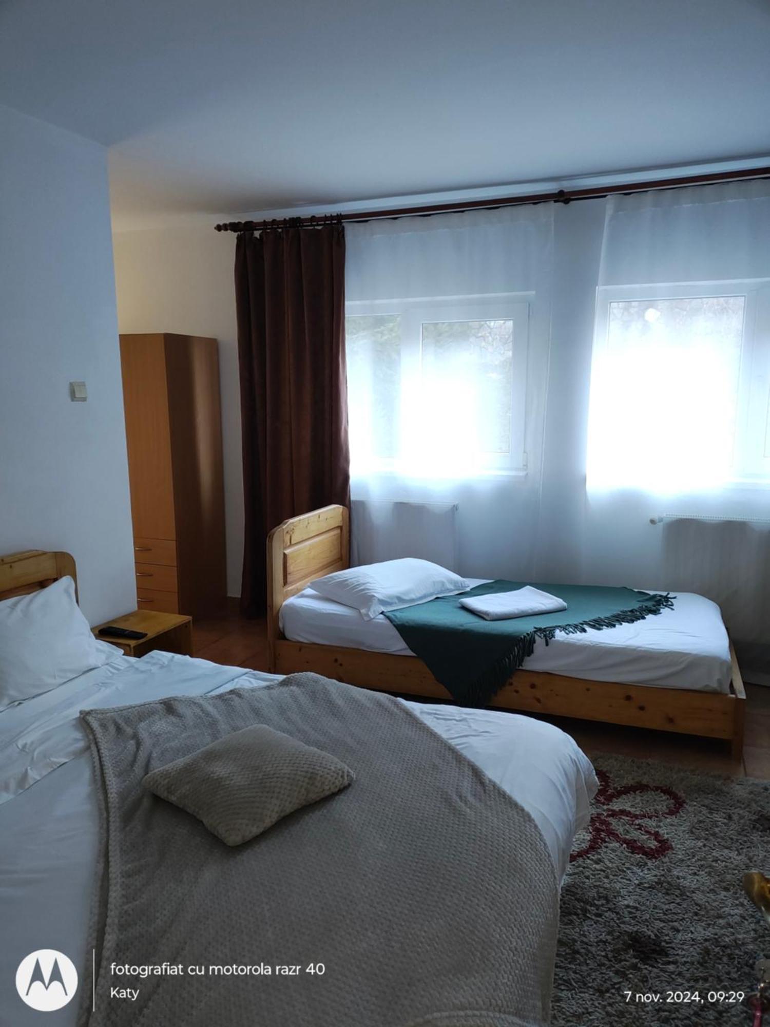 Casa Zura Hotel Busteni Luaran gambar